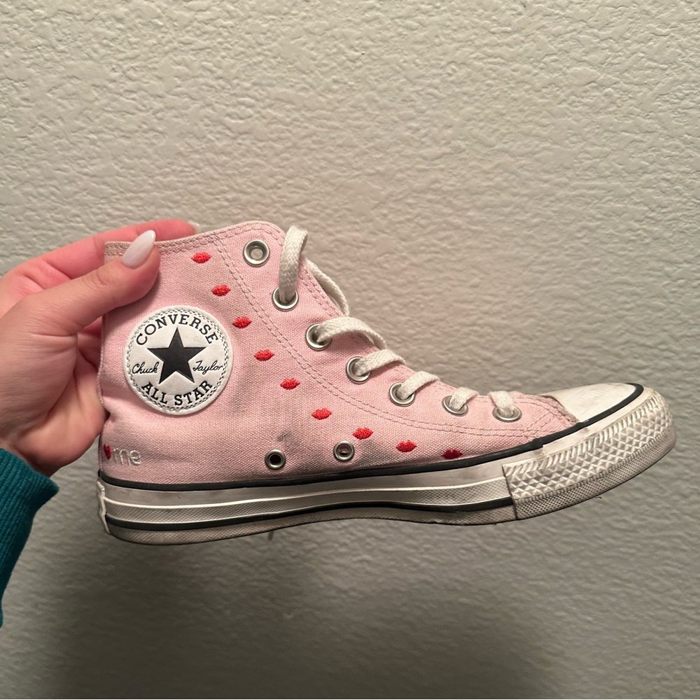 Pink Converse